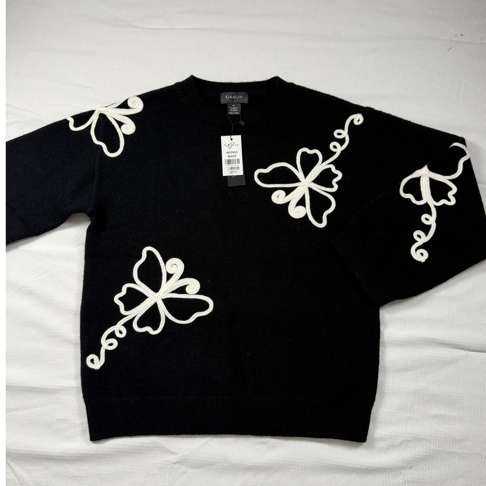 Gracia Black Floral Embroidered Crewneck Sweater Medium NWT Coquette Feminine